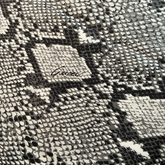 GUCCI 100% Silk Python Print SCARF - Picture 6 of 11